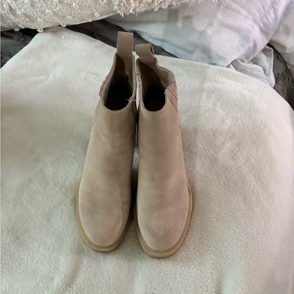 Dolce boots